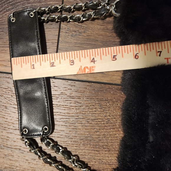 Beautiful Quilted Faux Fur Hobo Bag - Picture 16 of 16